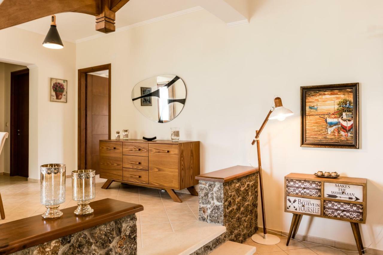 Villa Kortilles Pyrgi  エクステリア 写真